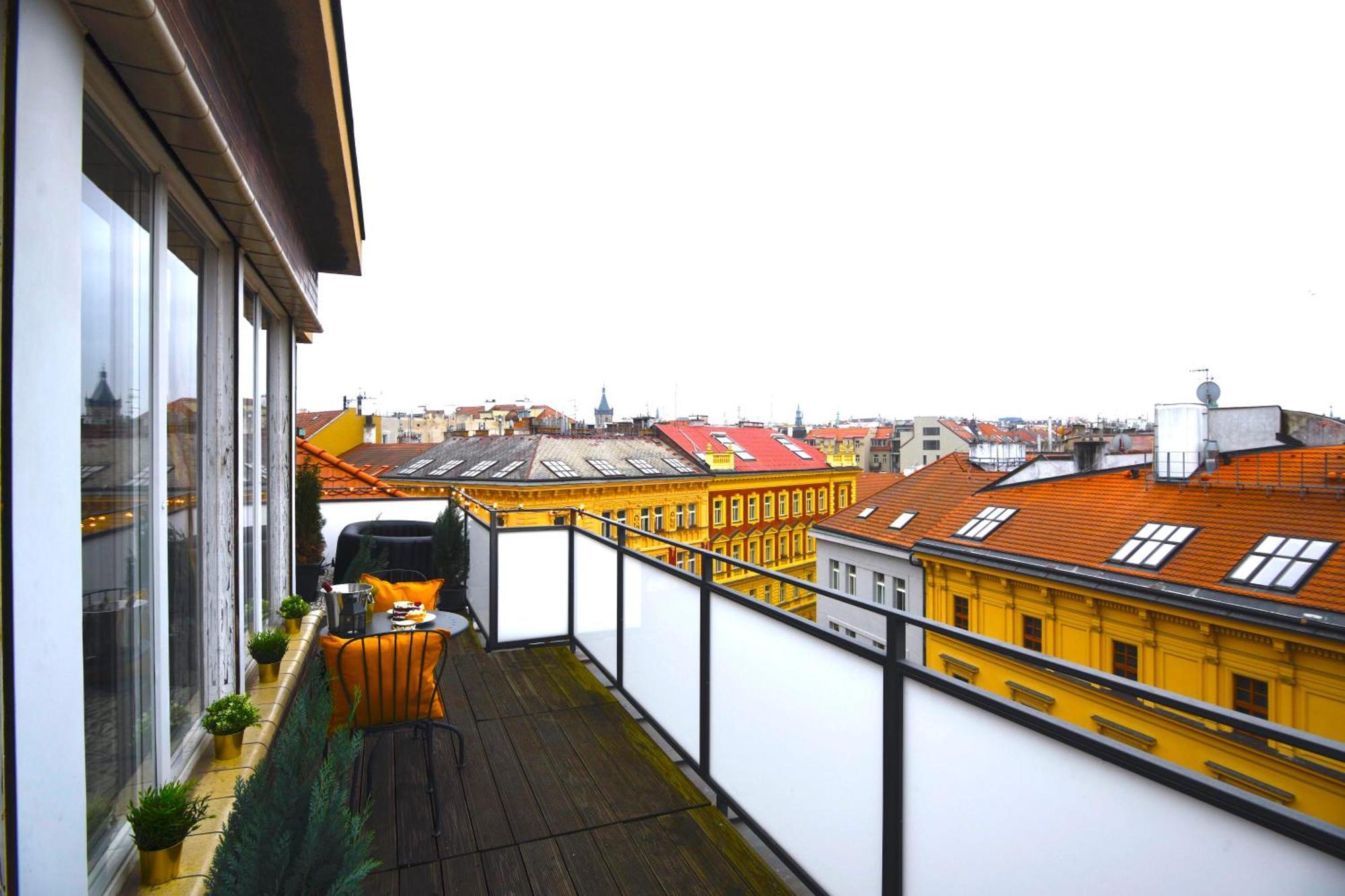 Waterfront River Side Roof Top Apartment - Terrace With City View ปราก ภายนอก รูปภาพ