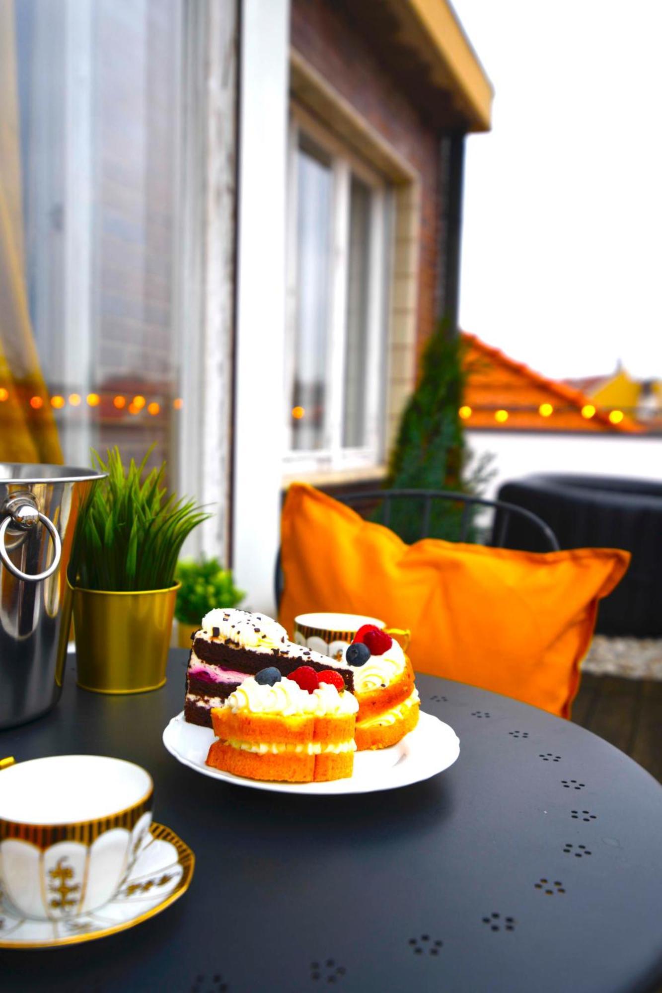 Waterfront River Side Roof Top Apartment - Terrace With City View ปราก ภายนอก รูปภาพ